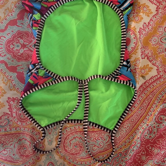 DOLPHIN UGLIE SUIT - Picture 4 of 5